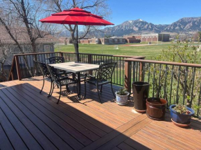 Stunning house with Rockies views